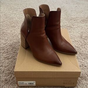 Steve Madden Brown Leather Heeled Boots